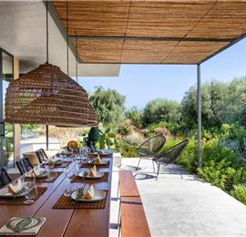 6 bedroom villa with pool and sea views near Noto, Sicily, sleeps 12